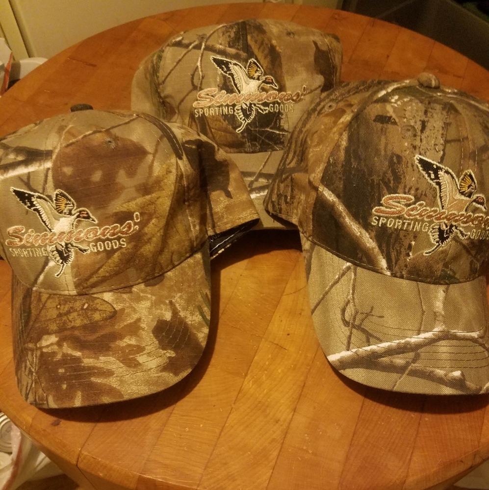 3 NWOT Realtree Camo Sopimmons Sporting Goods Hat/Cap Adjustable Strapback